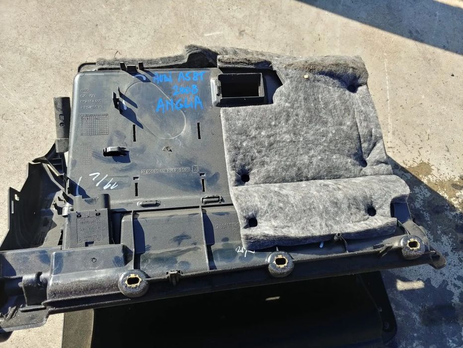 torpedou audi a5 8t Anglia 8k2857035