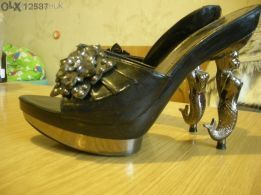 Дамски обувки-чехъл с ток, сандал бежов- естест.кожа, ефектен ток