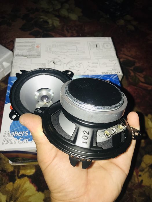 Kenwood 10sm razmerli orginal zorkalonka 2 ta oldiga tushadi pioneer