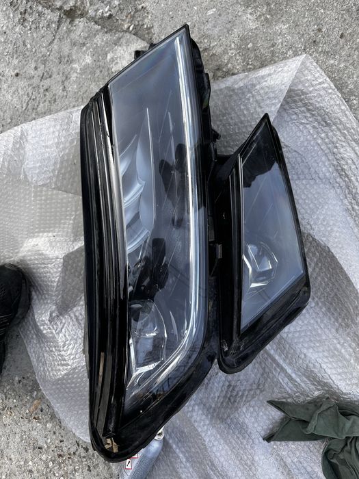 Far dreapta full led skoda kodiaq.