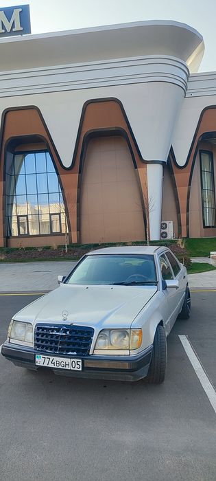 Продается Мерседес 124