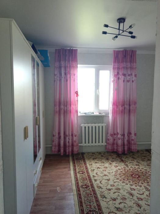 Продам дом на дачном участке.