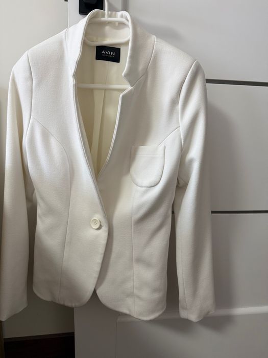 Дамски сако Avin