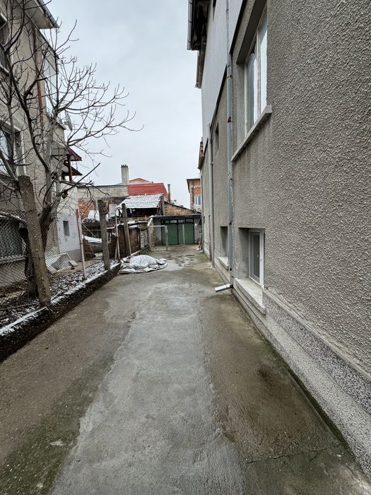 Продава се Етаж от къща в Асеновград - 100 кв.м за 1275 €/кв.м - Снимка #2