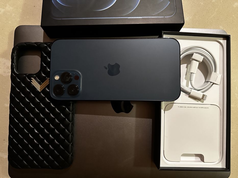 iPhone 12 pro max, 256gb, full box