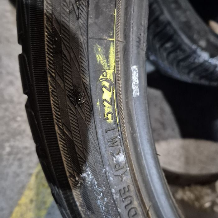 325 30 21 Yokohama O bucată iarnă