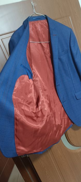 Vând sacou albastru