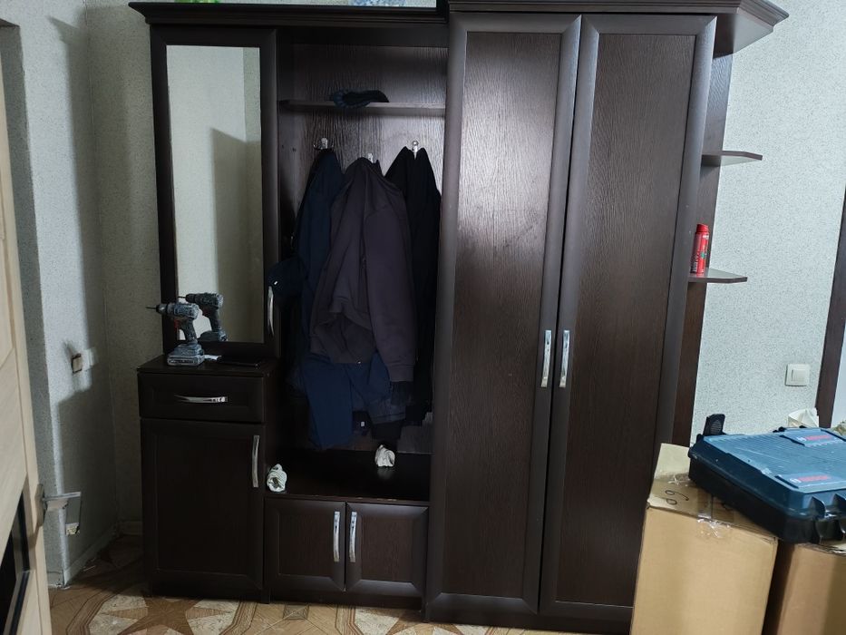 Продам шкаф для одежды