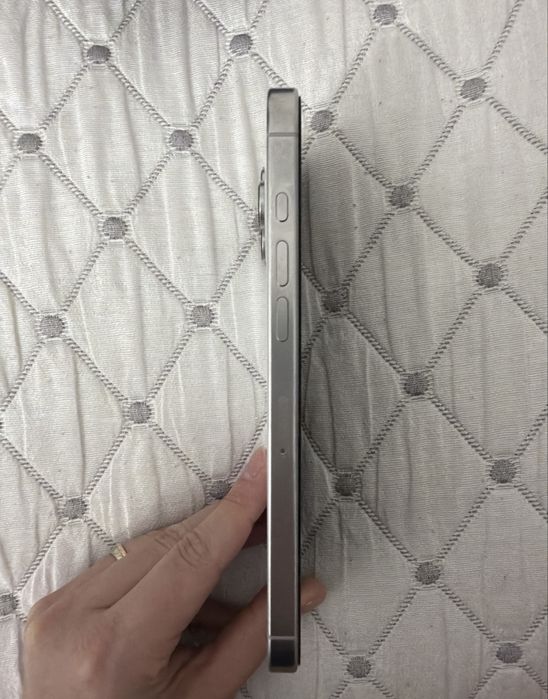 Продам айфон 16 про макс