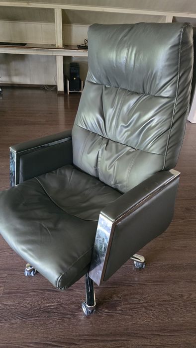 Продам кресло для офиса