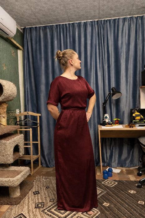 Продам платье в пол