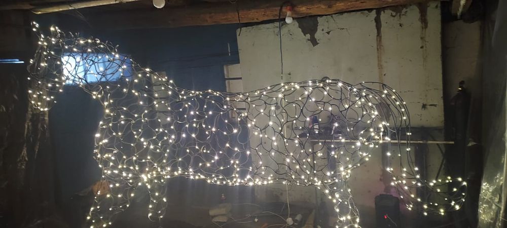 Скульптура из проволоки