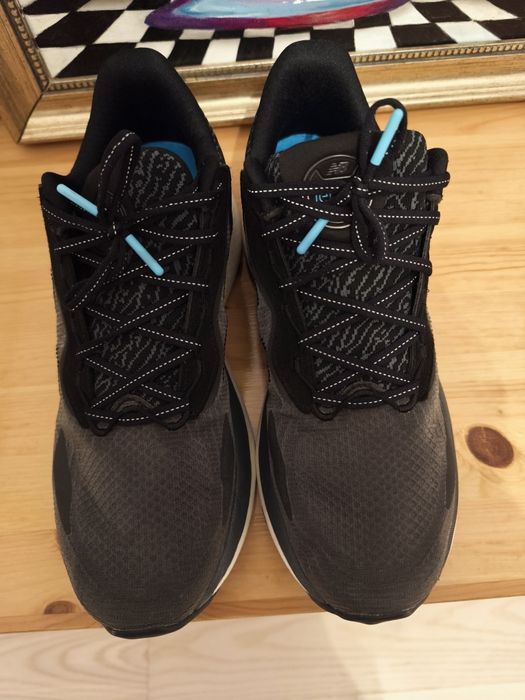 New Balance Fuelcell Lerato  placa de carbon