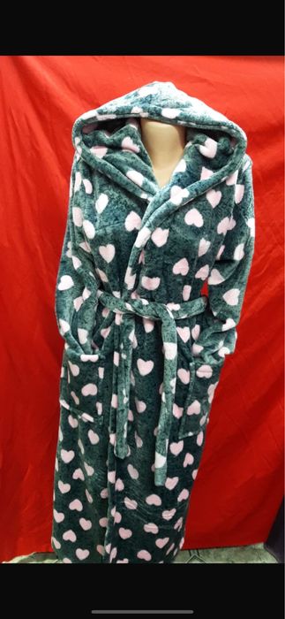 Продаю новые махровые халаты