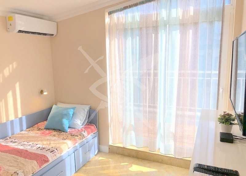 Продава се Тристаен апартамент в Несебър - 136 кв.м за 1398 €/кв.м - Снимка #2