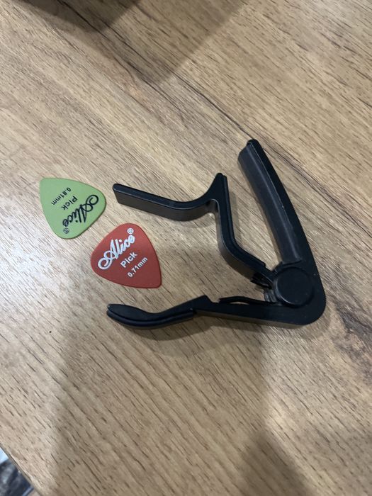 Гитара Yamaha c40 +чехол