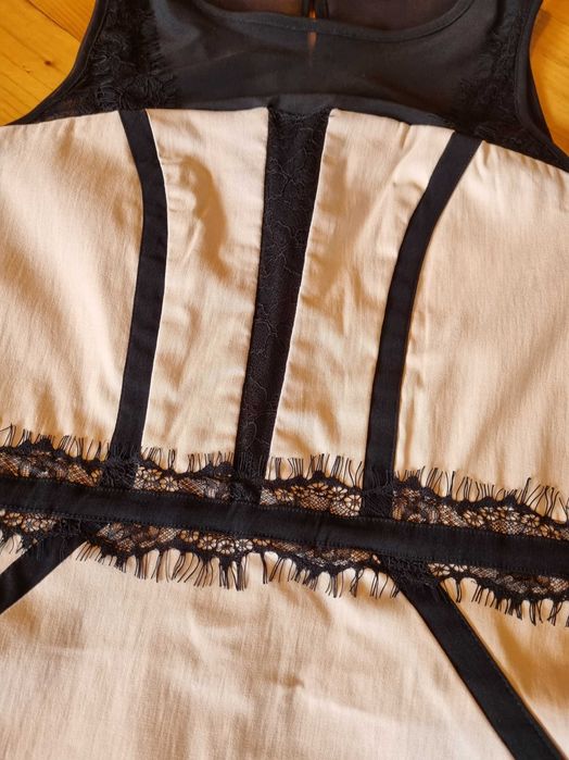 Рокля Paper Dolls London