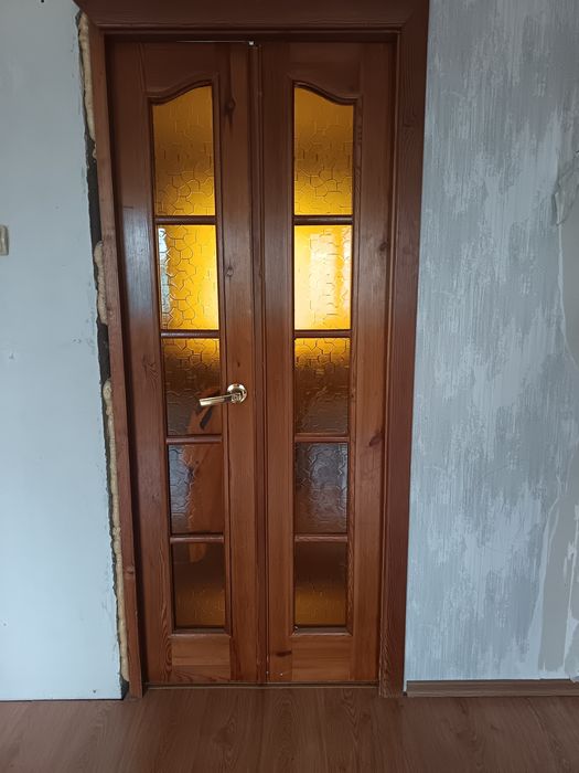 Продам межкомнатные двери