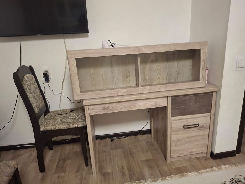 Продам спальный гарнитур б/у.