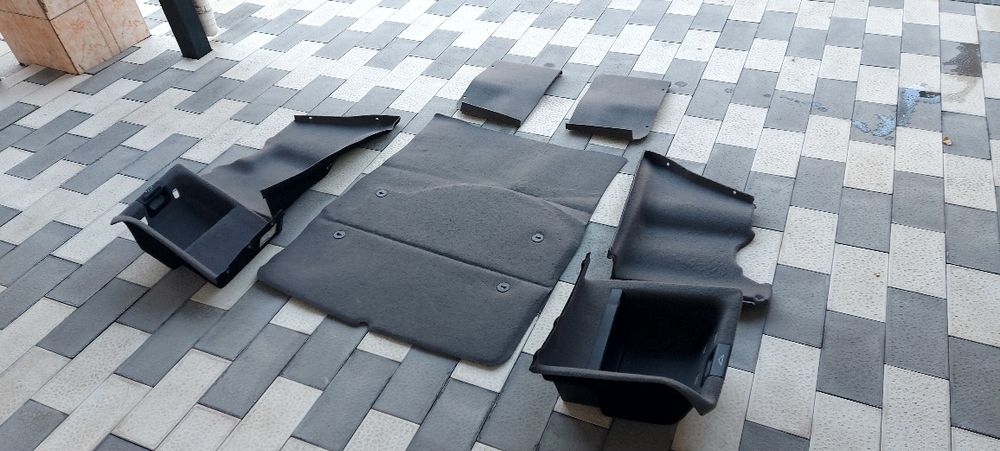 Бмв е39 задная обшивка