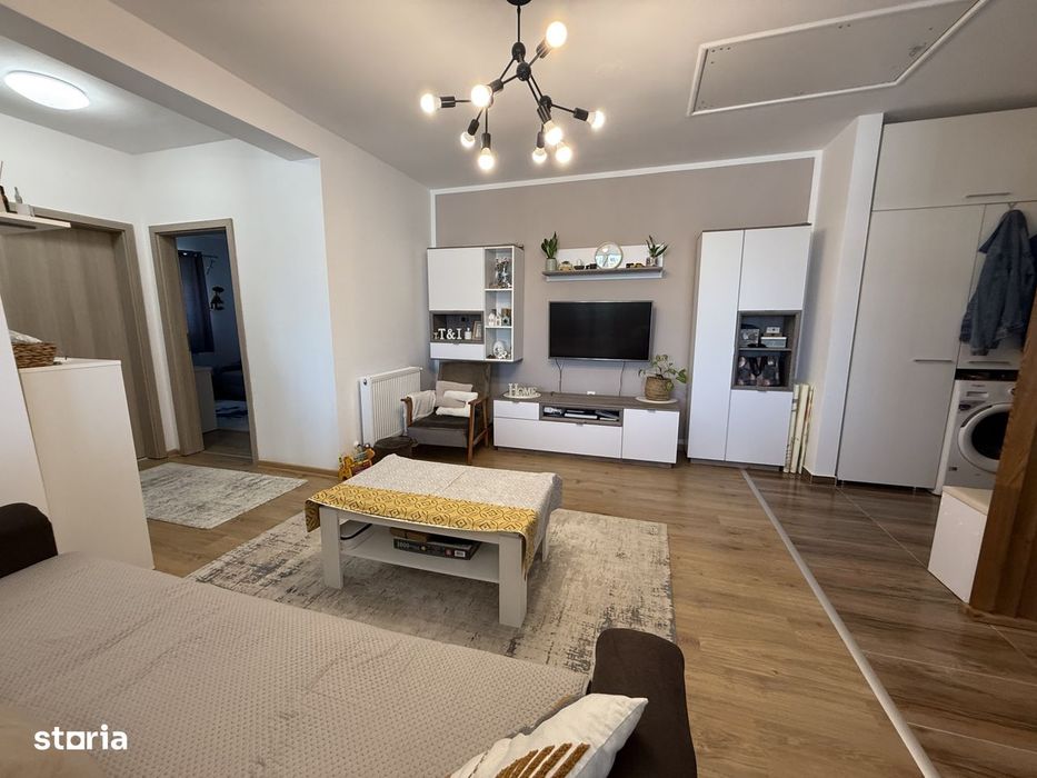 Apartament cu 3 camere, 69.30 mp utili + balcon de 12 mp - Calea Ursen — fotografia 1