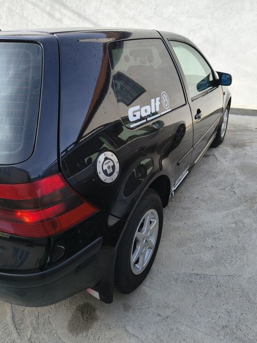 Volkswagen Golf 2000 benzină, 905 € — imagine 3