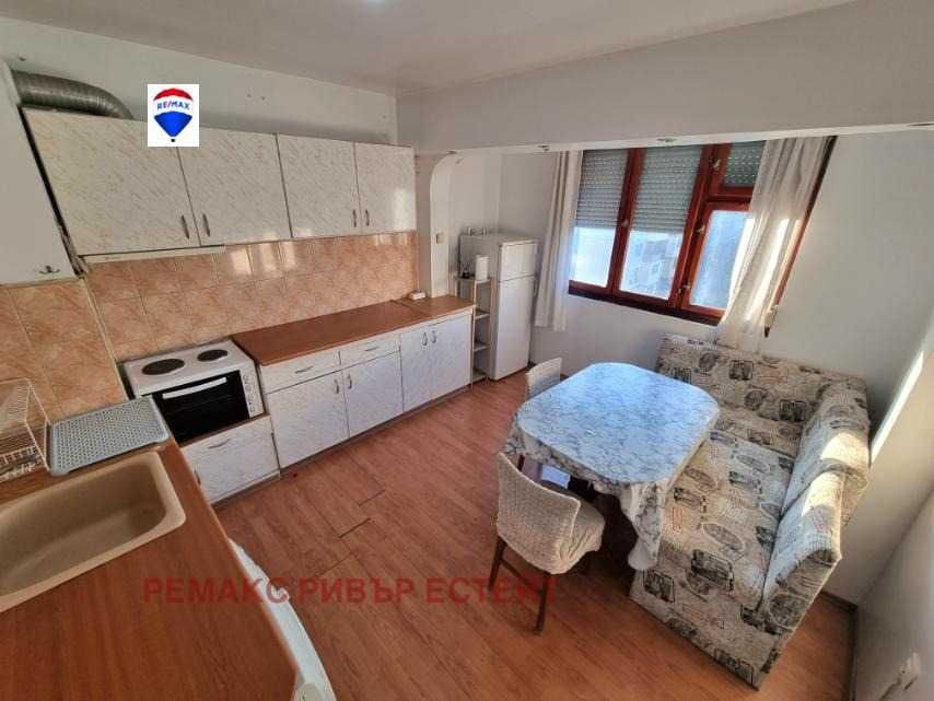 Дава се под наем Двустаен апартамент в Русе, Родина 2 - 64 кв.м за 255 € - Снимка #7