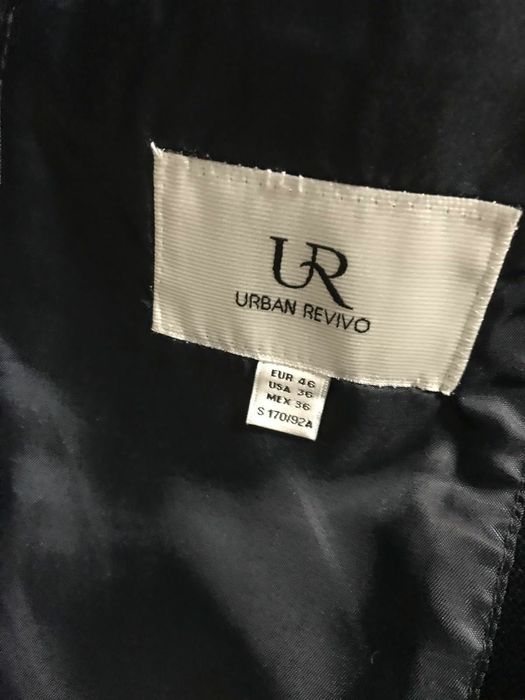 Пиджак бархатный.