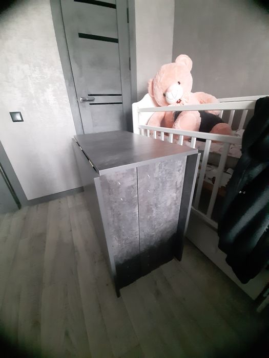 Продам стол новый!