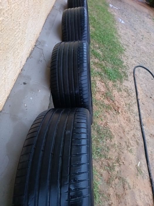 Продаю Шины Мишлен Пилот Спорт