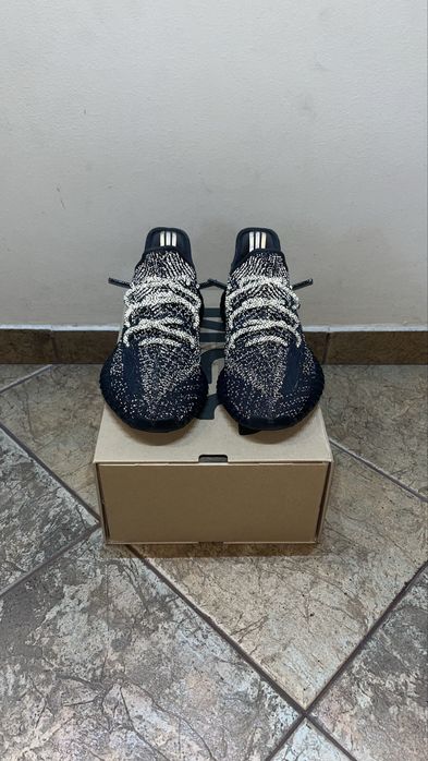 Adidas Yeezy Boost 350 V2  42,5