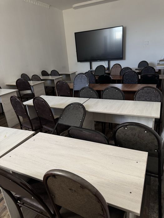 Partalar va stulchalar sotiladi