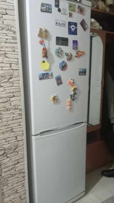 Продам Холодильник LG ...