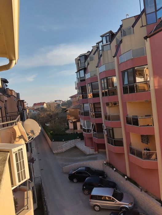 Продава се Двустаен апартамент в с. Приселци, Област Варна - 89 кв.м за 934 €/кв.м - Снимка #4