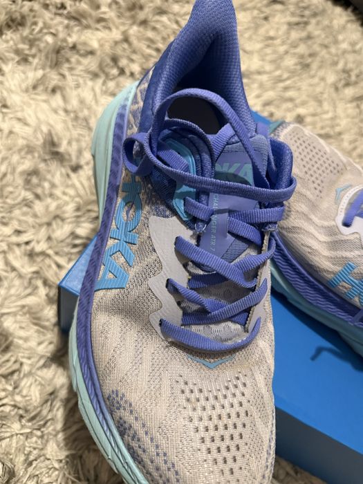 Hoka Challenger ATR 7