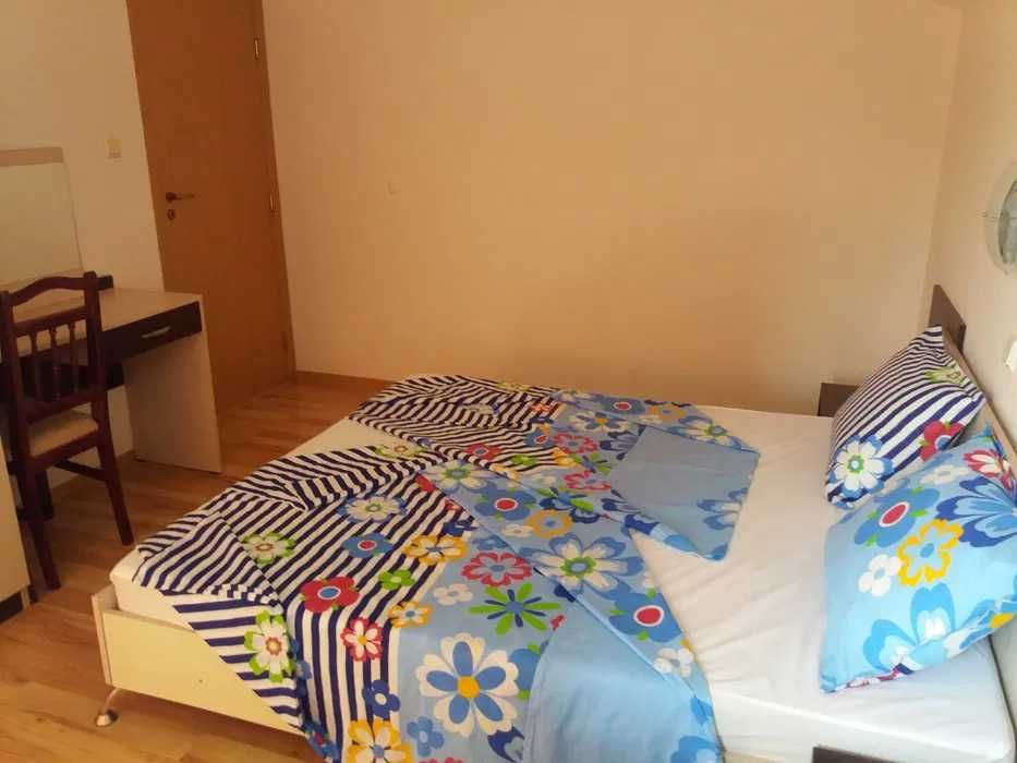 Дава се под наем Тристаен апартамент в Созопол - 100 кв.м за 1249.5 € - Снимка #2