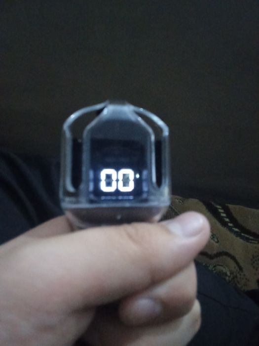 Продам б/у наушники