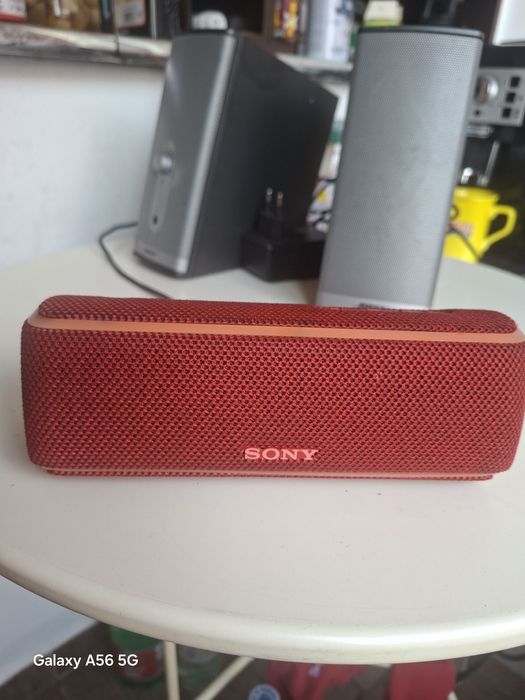 Vând boxă Sony portabila