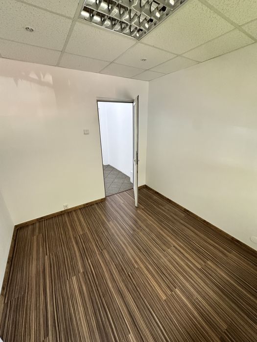 Spațiu comercial de închiriat zona Jiu