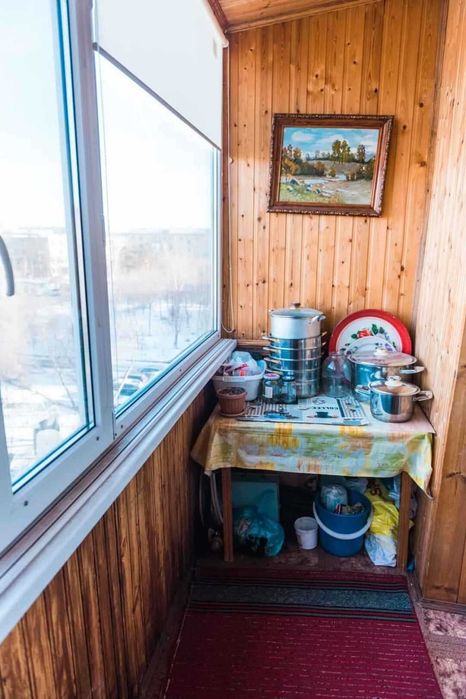 продам 2-х ком. квартиру в центре города