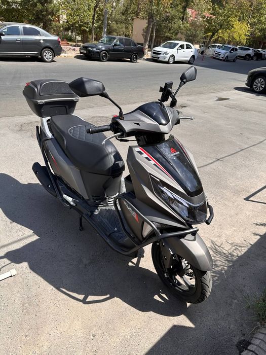 Skuter tigr sotiladi