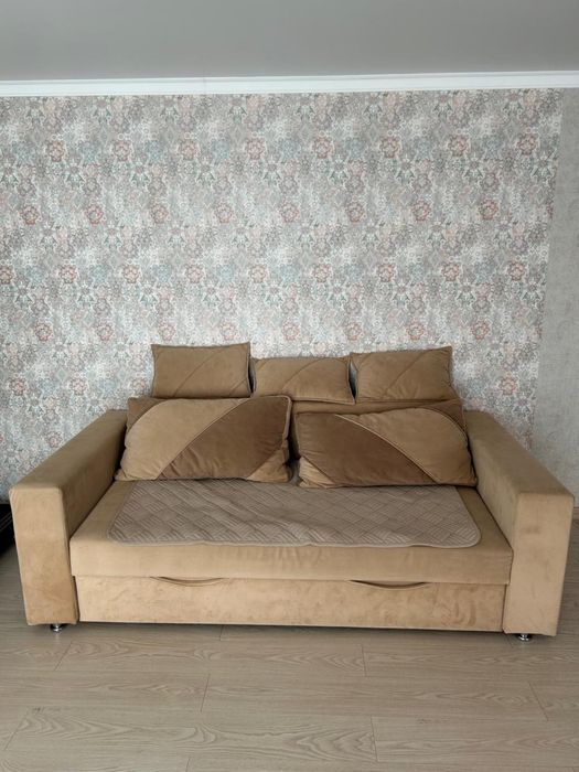 Продам мягкий диван