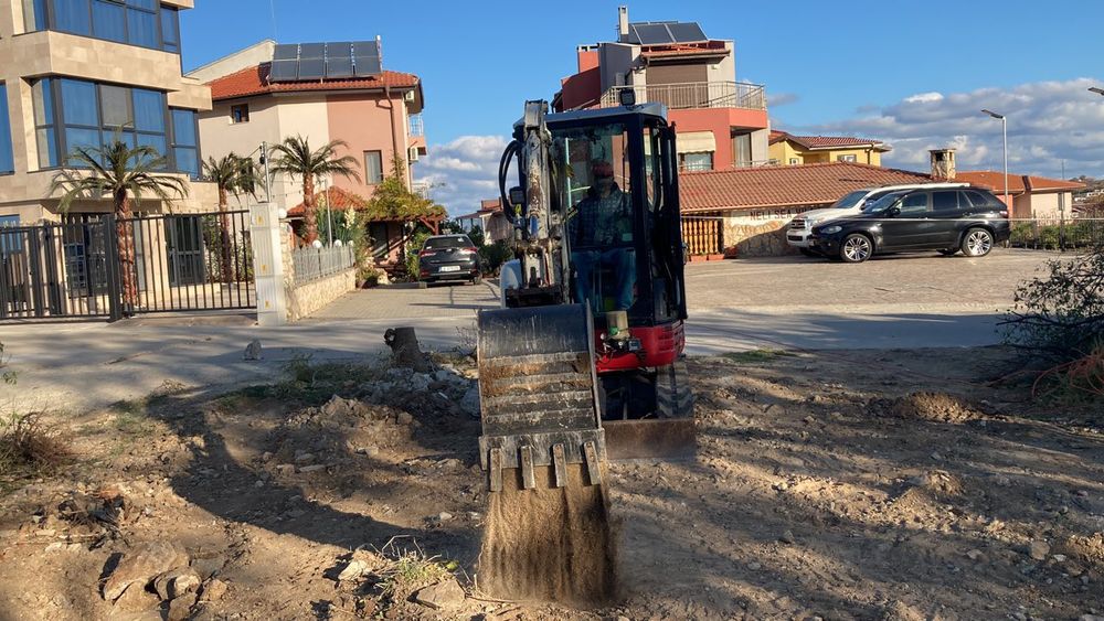 Услуги с минибагер Бургас, Созопол, Приморско