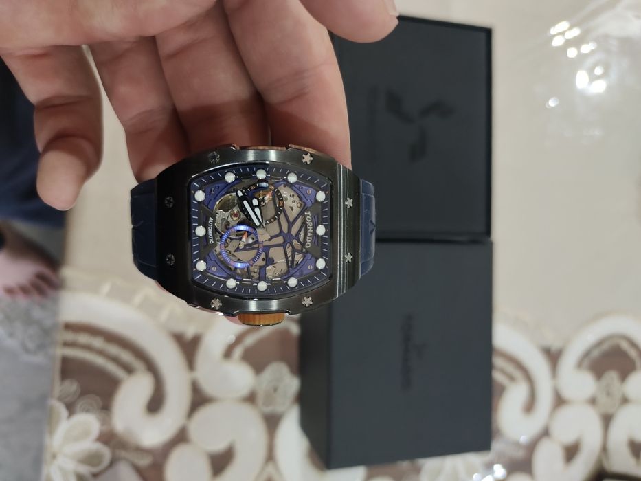 Tornado qo'l soati original passport