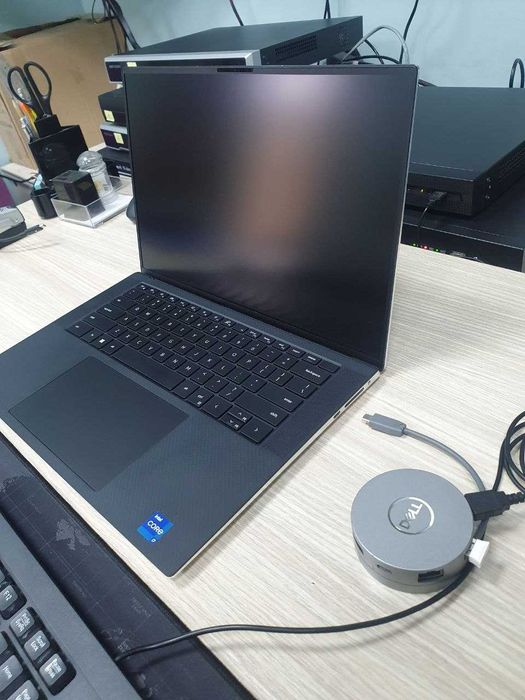 Dell XPS 15 i7-12700H 16/512 ssd Nvme RTX 3050 Ti 15.6 FHD+ IPS