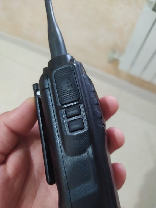 Продам рацию срочно