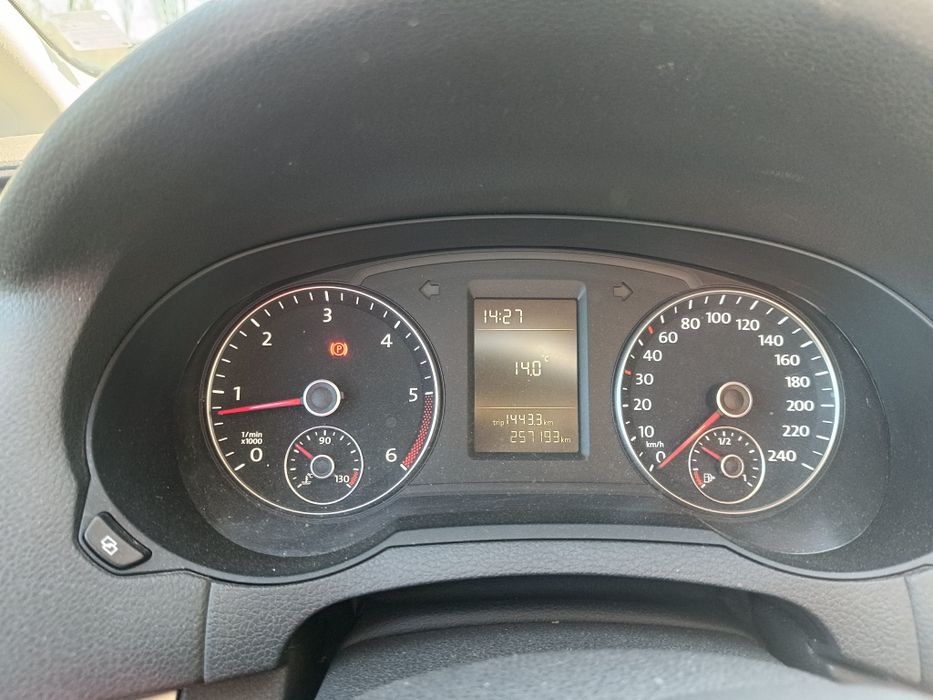 Продавам VW Sharan  4MOTION