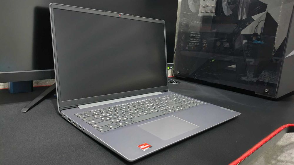 Ноутбук Lenovo Ryzen 3