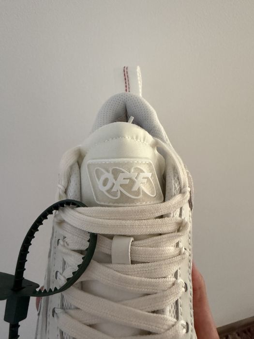 Off White Odsy 1000