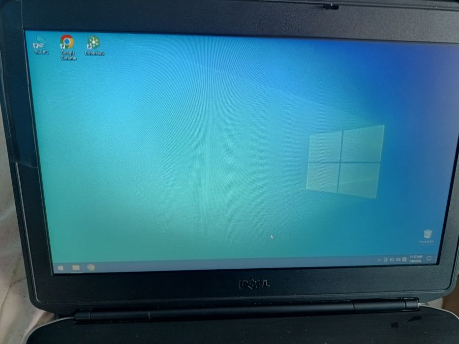 Vând laptop Dell